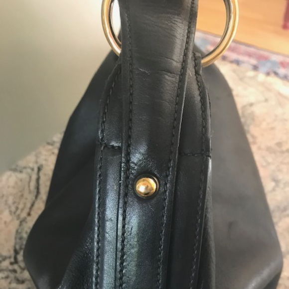 Authentic Gucci Leather Black Handbag - Picture 2 of 7